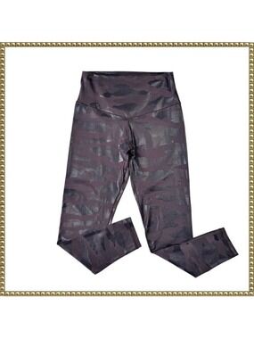 Aerie Offline Purple Camo Leggings Large